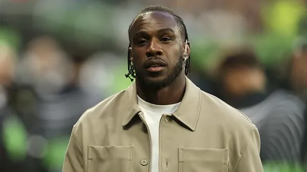 Забытый король Лондона: как лучший бомбардир Вест Хэма плакал в постели и уехал в Катар