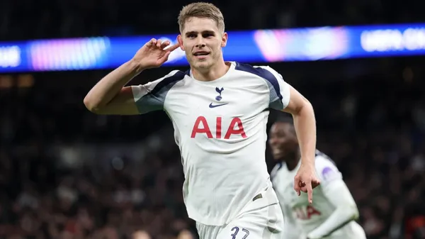 Сценарій кінця світу: гравець Тоттенгема про історичну ганьбу та втечу від реальності