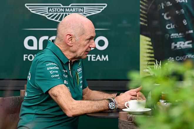Експеримент провалився: Астон Мартін у паніці змінює керівника після двох гонок