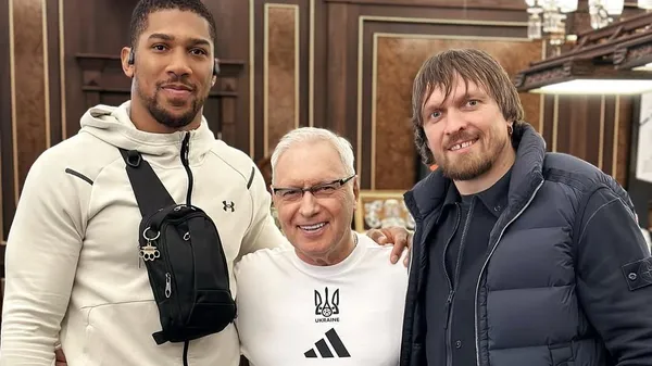 Джошуа в Киеве: борщ, футбол и хитрый план Усика Что задумали два чемпиона и президент "Полесья"?