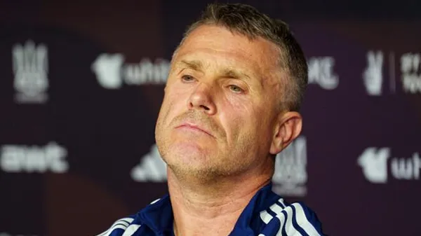 «У мене контракт»: як палка промова Реброва розбилася об фіаско збірної