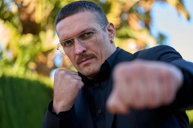 Царская воля: Усик с легкостью отказался от титула, а в WBO лишь разводят руками