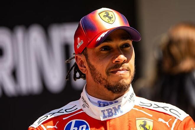 Король на шесть кругов: Гамильтон нашел виновного в поражении в Китае, и это не он