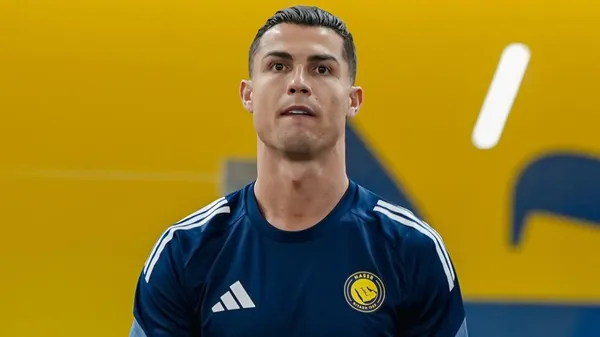 Навіть боги втомлюються: Роналду смикнув м'яз і тепер лікуватиметься під сонцем Аравії