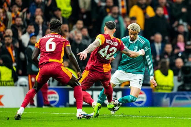 Король смітників проти беззубих мільйонерів: як Осімхен та простий план принизили "Ліверпуль"