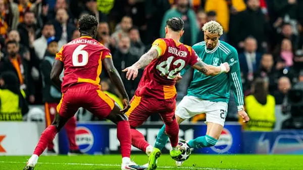 Король смітників проти беззубих мільйонерів: як Осімхен та простий план принизили "Ліверпуль"