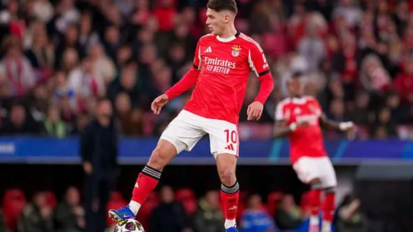 Один на варті, інший – на лікарняному: "Бенфіка" оголосила склад на матч без Судакова