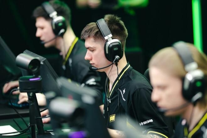 Валидольный путь NAVI: битва за плей-офф против "соколов" с российским подкреплением