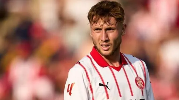 Офсайдний геній чи просто привид? Іспанський експерт виправдав Ваната у скандальному епізоді