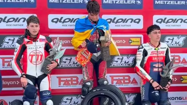 Старти – для слабаків? Українець Ковальов дебютував у чемпіонаті світу з перемоги, влаштувавши два трилери