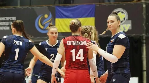 Розминка закінчилася: у жіночому волейболі починається справжня битва за золото