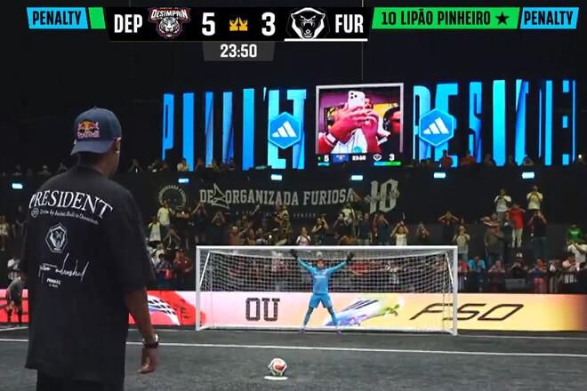 Коли не кличуть у збірну: Неймар забиває «президентські» пенальті у лізі Піке