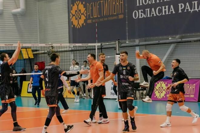 Поліція безсила: "Решетилівка" всуху розбила "охоронців" і крокує у півфінал Суперліги