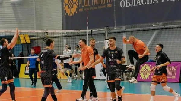 Поліція безсила: "Решетилівка" всуху розбила "охоронців" і крокує у півфінал Суперліги