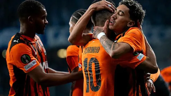 Ніжні фіалки з Алкмара: АЗ поскаржився на втому і попросив УЄФА перенести матч з Шахтарем