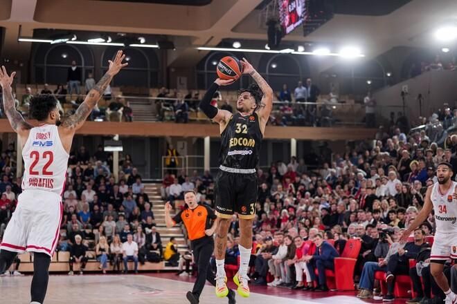 Триллер под руководством украинца и возвращение короля: Евролига устроила шоу, где Лень был лишь зрителем