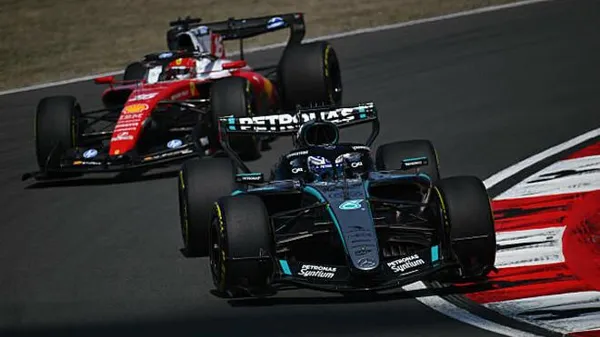 Новий король чи випадковий герой? Юний дебютант «Мерседес» шокує Формулу-1, залишивши Хемілтона позаду