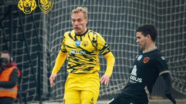 Нерви, сталь і один постріл у небо: Чернігів вигризає історичний півфінал Кубка у футбольній лотереї