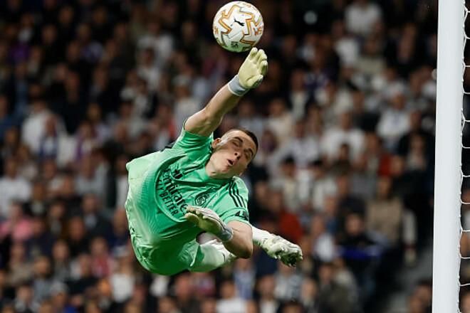 Навіть третій воротар «Реала» в захваті: що говорять про Луніна за спиною Куртуа