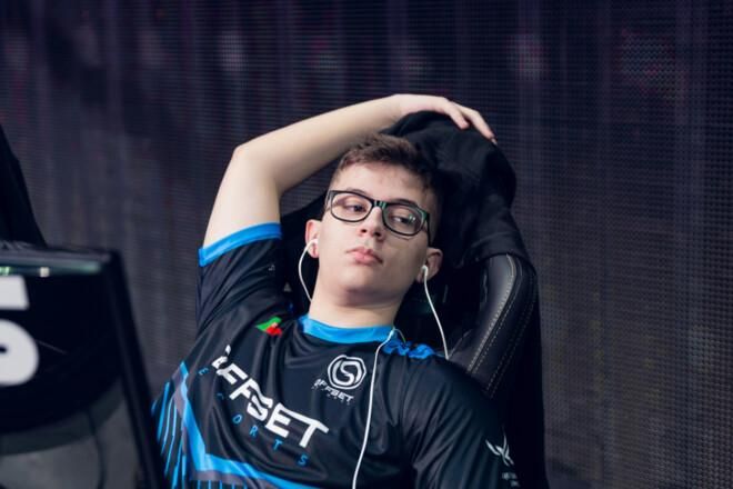 Бан за 'сина цигана': як штучний інтелект FACEIT вивчив португальську і зганьбився