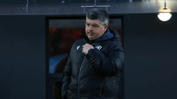 «Було б не зовсім правильно»: тренер ЛНЗ приземлив фанатів після розгрому 3:0 і пояснив, чому про єврокубки можна забути