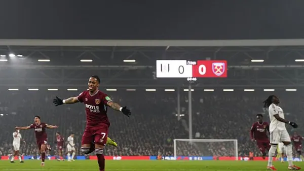 Голкипер Фулхэма пошел за кофе? Вест Хэм благодарит за подарок года и забирает три очка