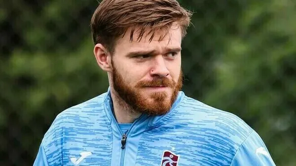 Прокляття збірної? Український топ-захисник знову травмувався в найневдаліший момент