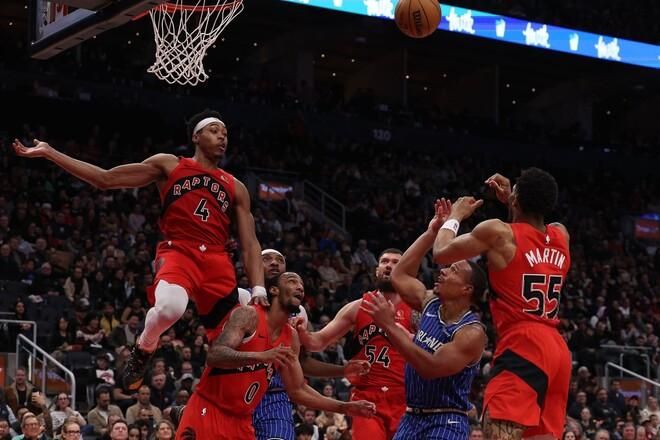 Поки «Орландо» спало: «Торонто» оформило рекордний ривок 31:0 і просто знищило суперника