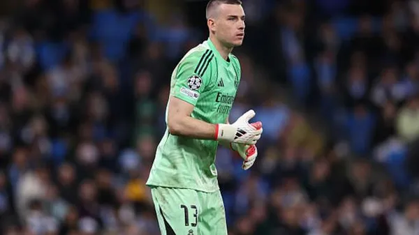 Іспанські журналісти влаштували "битву" за Луніна: від елітного героя до причини молитися