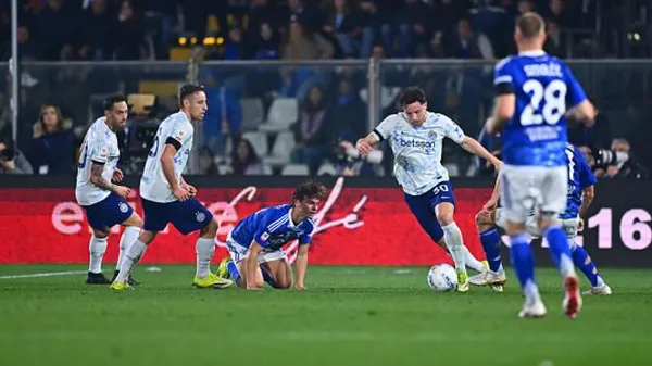 Сенсація на березі озера: Комо ледь не втопив Інтер, але забув забити гол