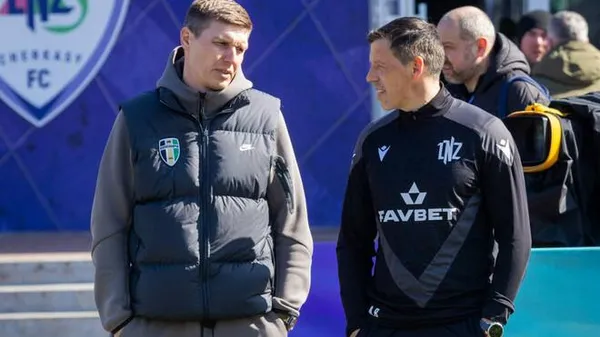 Футбол за розкладом... повітряних тривог: Матч УПЛ стартував із 42-хвилинним запізненням