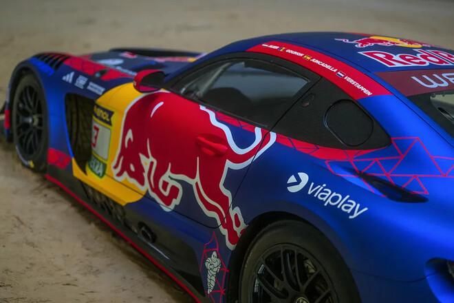 "Измена" или мечта? Ферстаппен пересаживается на Mercedes, чтобы покорить "Зеленый Ад"