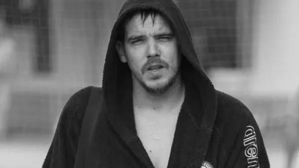 Чемпион, которого убила не болезнь, а обломок на балконе Трагическая история Евгения Обединского