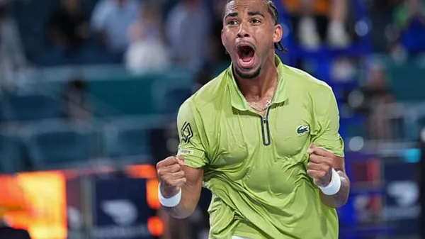 Нерви зі сталі та чотири відіграні матчболи: французький вундеркінд Фіс влаштував трилер у Маямі