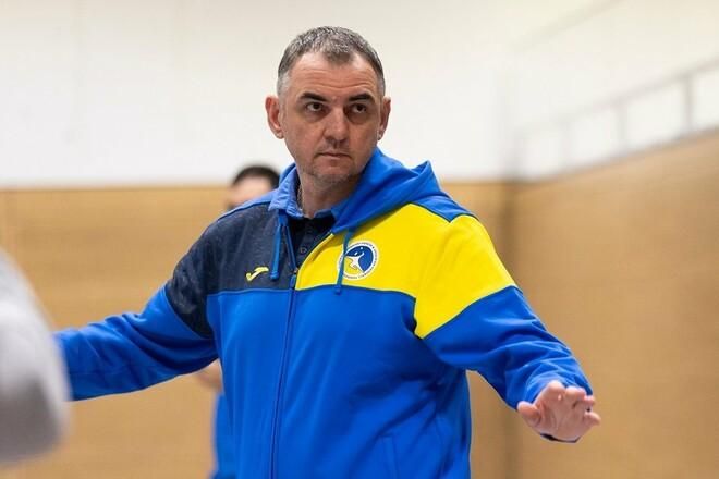 Три тренування і 'трохи підкоригувати': тренер збірної з гандболу пояснив поразку від Словаччини