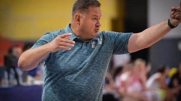 Букмекери? Критика? Не чув. Тренер Мурзін готує збірну до реваншу з Болгарією в режимі "дзен"