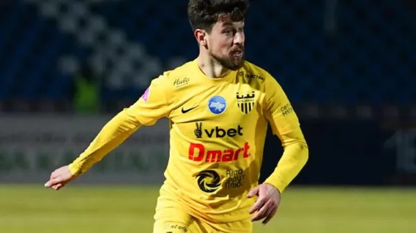 Два пенальті в "молоко": "Буковина" влаштувала для "Карпат" атракціон небаченої щедрості