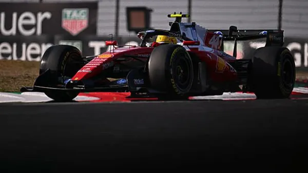 Сезон дуэлей открыт: Расселл укротил вундеркинда, Хэмилтон показал характер, а Перес просто не пришел