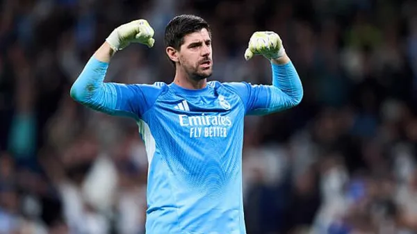 Святого Икера подвинули с трона: Арбелоа назвал нового лучшего вратаря в истории Реала