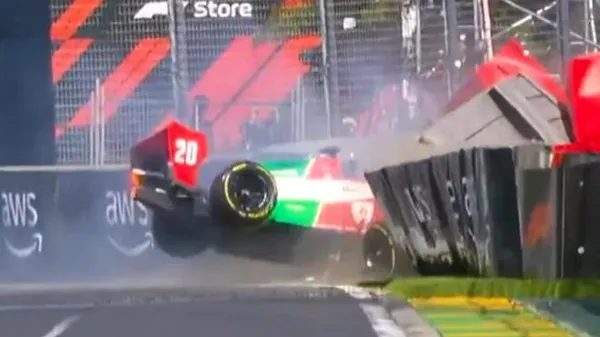 "Дружба" по-гоночному: пілот Ф-3 опинився в лікарні після "теплих обіймів" з напарником