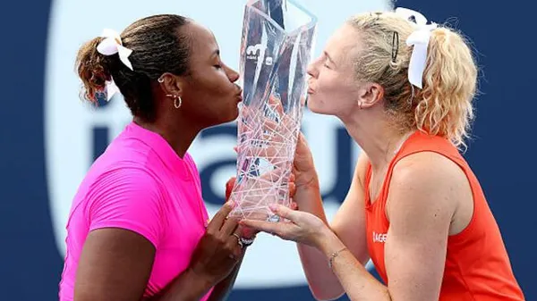 Італійська драма у Маямі: Сінякова та Таунсенд влаштували суперницям "сонячний удар" і забрали другий трофей поспіль