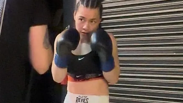 Цена нокаута: 19-летняя боксерка борется за жизнь, пока ее соперница празднует первый триумф