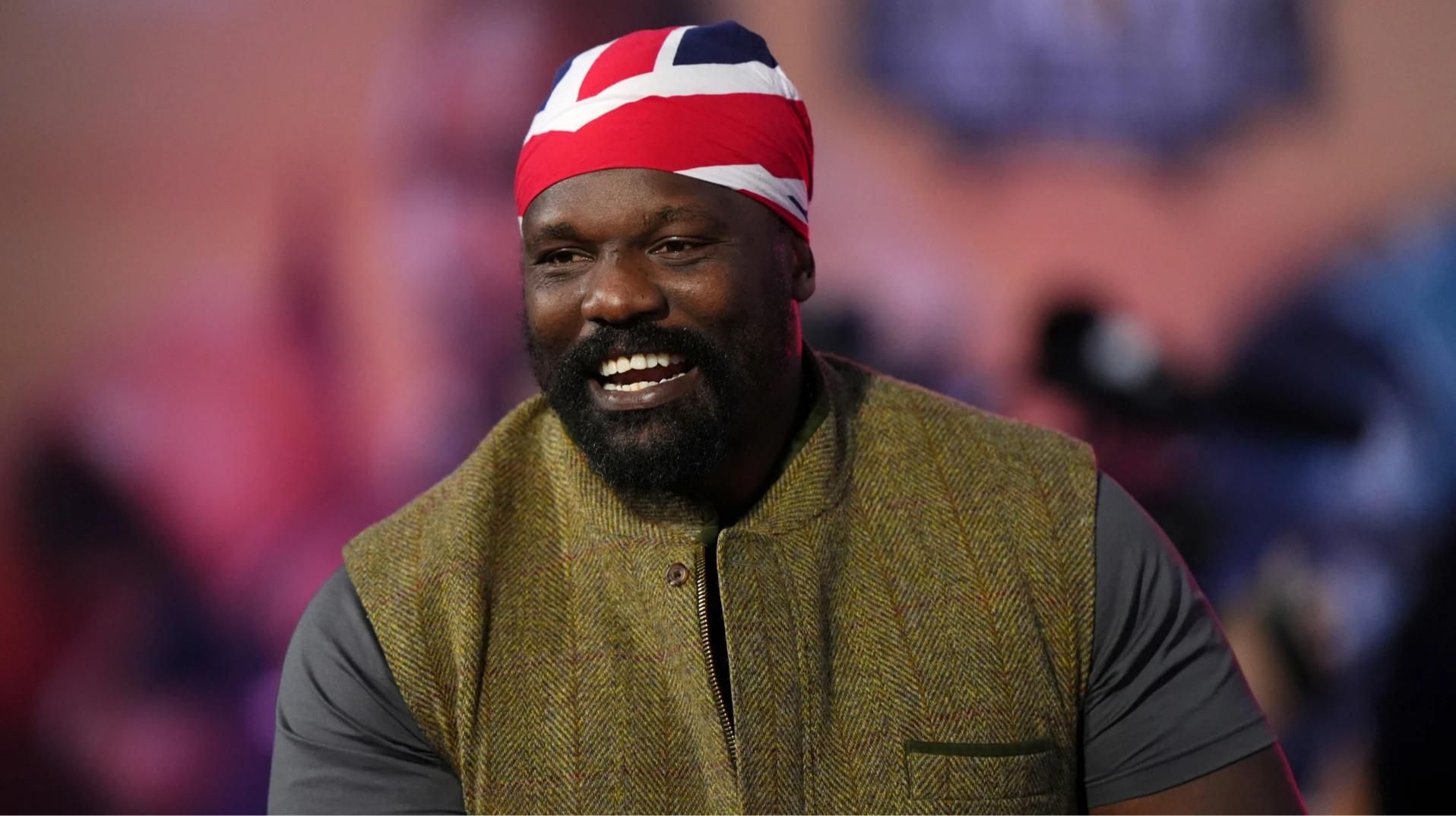 Усик, Стетхем і гроші: хто насправді організував бій чемпіона біля пірамід?