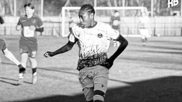 Його голи запалювали стадіон, а життя забрав вогонь: Трагедія 16-річного футболіста в Лондоні