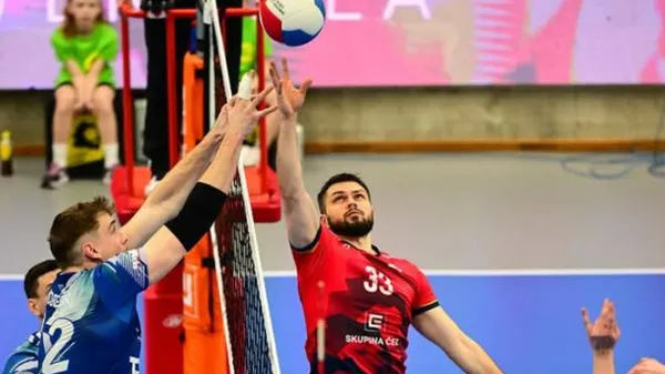 Без шансів для андердога: команда українця Євстратова почала плей-оф з розгрому