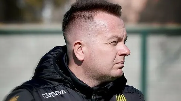 Букмекеры уже похоронили "Рух": произойдет ли чудо в битве Давида с Голиафом УПЛ?