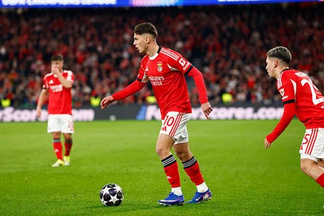 Судаков у «Бенфіці» та матчі з майбутнього: розбираємо найдивнішу новину дня і чекаємо на гру Трубіна