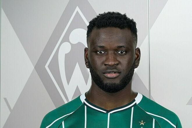 Чемпіонська дієта: як зірка футболу за 60 млн євро набрав 30 кг за 3 місяці