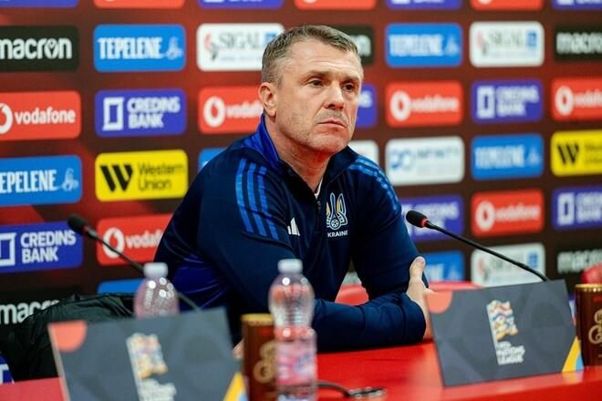 Ребров пропонує знижку? Тренер збірної готовий отримувати менше, аби залишитись після провалу на Євро