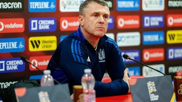 Ребров пропонує знижку? Тренер збірної готовий отримувати менше, аби залишитись після провалу на Євро